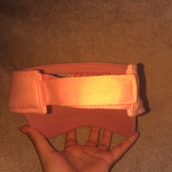 Knott’s Visor - Picture 4 of 5